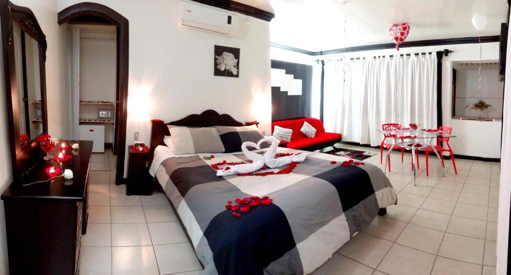 Hotel Eskalima Αλαχουέλα Εξωτερικό φωτογραφία