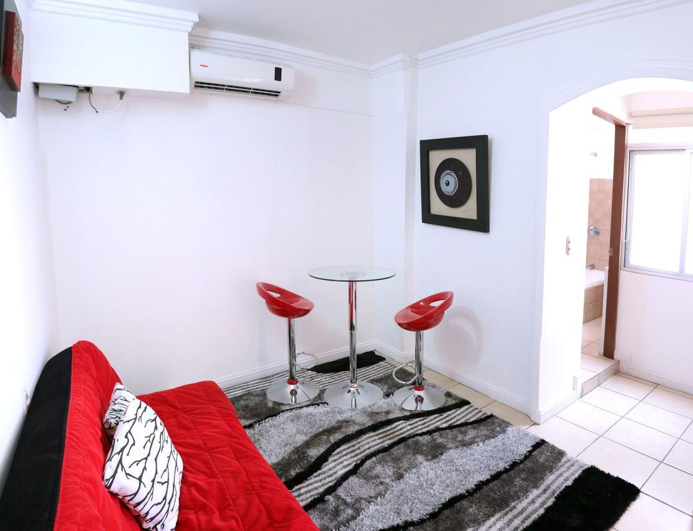 Hotel Eskalima Αλαχουέλα Εξωτερικό φωτογραφία